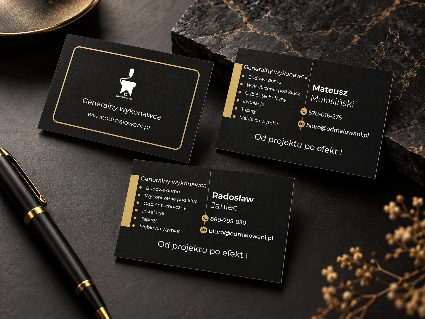 Odmalowani — czarno-złote wizytówki zespołu — pełny mockup bez przycinania